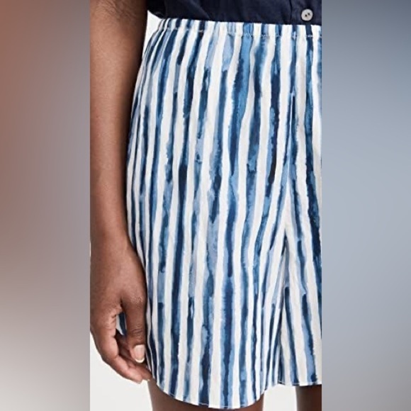 New Vince Painterly Striped Shorts Pull On Elastic Waist Blue White Sz XL - Picture 15 of 15